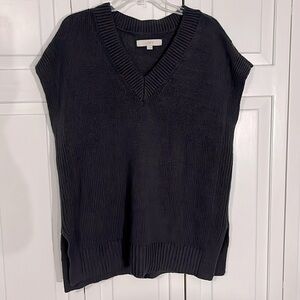 Oversized Loft dark gray v-neck sweater vest EUC size L